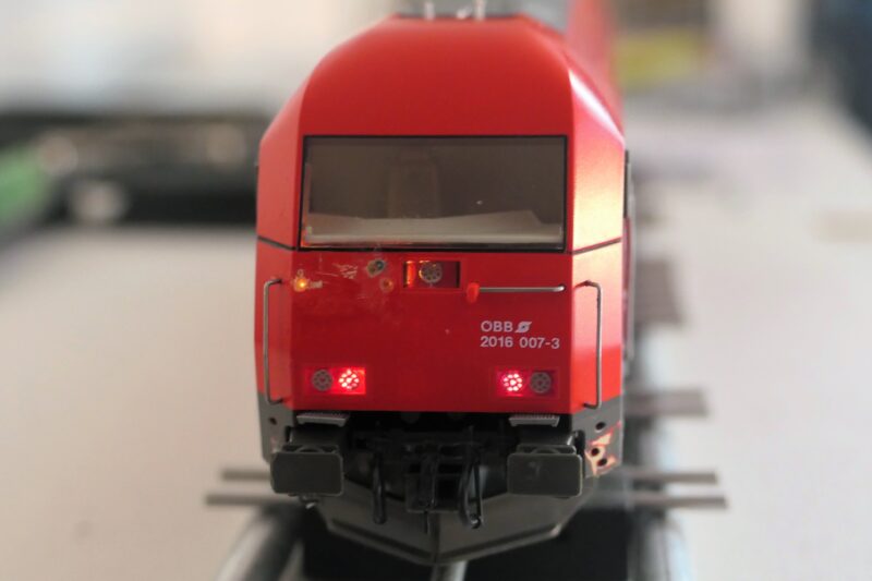 ZR25_LED-Scheinwerfer Attrappe – Bild 5