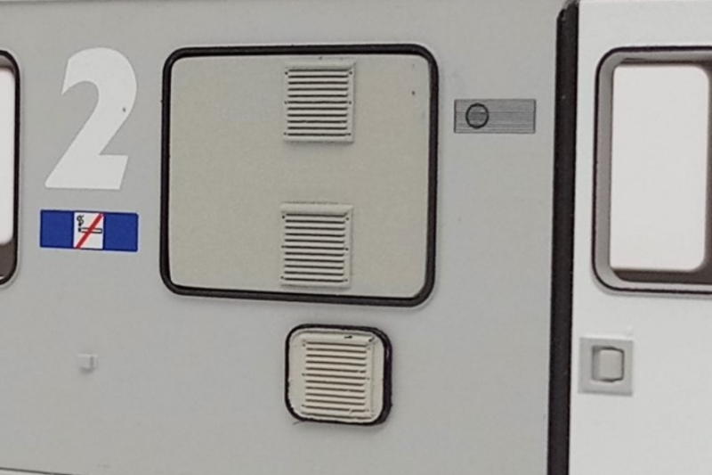 UW03_ÖBB Cityshuttle Zwischenwagen_Klimatisiert – Bild 2