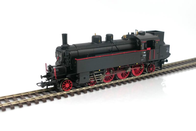 MotHO03_H0_Roco ÖBB 77